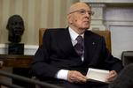 Den italienske præsident Giorgio Napolitano har aflyst en middag med den socialdemokratiske kandidat til forbundskansler-posten, Peer Steinbrück, på grund af hans kommentarer om italienske politikere. 