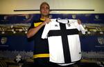 Italiener. I 2008 skrev Magnus Troest efter tre år i FC Midtjylland kontrakt med Parma. 