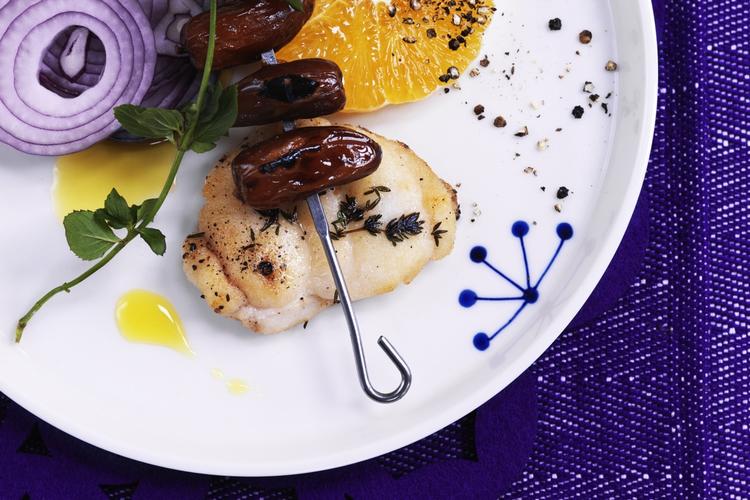 Grillet dadel med havtaske, appelsin og mynte  