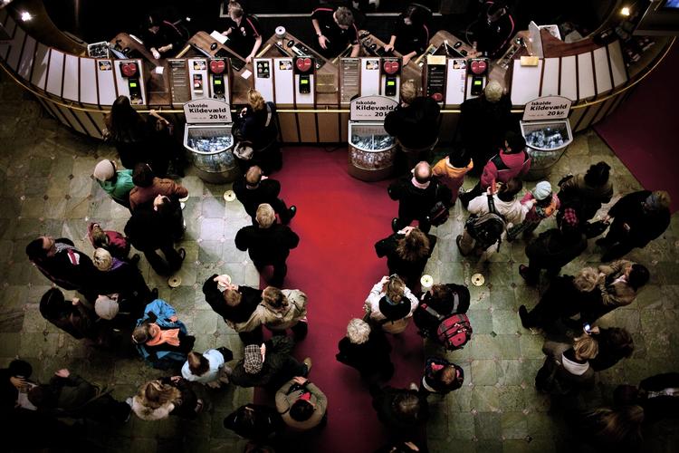 boom. Det er ikke længere kun gamle danske film pensionisterne vil se. 