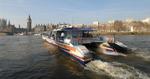 Sejlads. En båd fra Thames Clippers på sin rute på Themsen, en rejseform, der skal være attraktiv både for pendlere og turister. 
