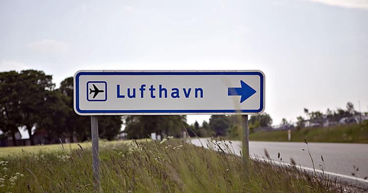 Transport. Aarhus Lufthavns flyvninger mellem Aarhus og København kan komme under pres i forbindelse med regeringens nye Togfond DK-udspil. 
