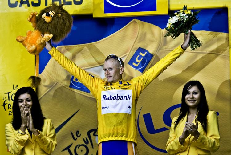 Sejrherre. Der er flere gode argumenter for at lade atleter bruge EPO, skriver Thomas Søbirk Petersen. Så havde denne cykelrytter måske endda vundet Tour de France. 