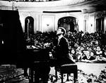 Idol. Stemningen under den første Tjajkovskij-konkurrence i Moskva i 1958 var euforisk som få år senere til The Beatles' koncerter. 