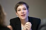 Aktier. Forslaget om en grænse på 300.000 kroner for lægers aktiekøb hviler på en »antagelse«. Sundhedsminister Astrid Krag vil indføre et forbud. (arkivfoto) 