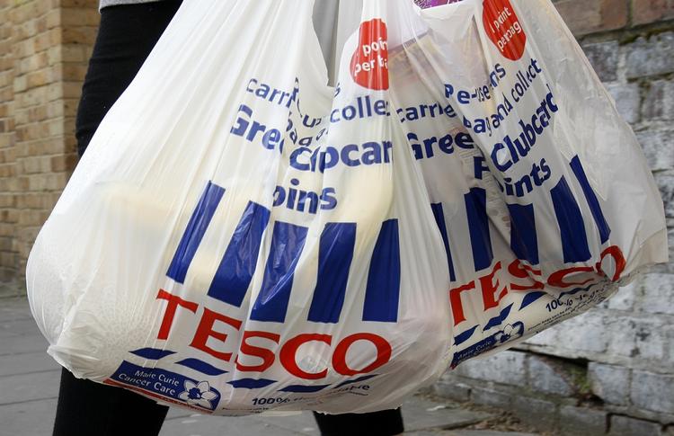 Fusk. Sagen om hestekød begyndte i Irland midt i januar, hvor myndighederne fandt hestekød i færdige burgere, der var solgt i den store supermarkedskæde Tesco. 