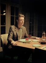 Stivnakket. Den herligt fabulerende musikvideo til 'The Stars (Are Out Tonight)' - som billedet her stammer fra - gav et fingerpeg om en legesyg Bowie, som albummet desværre ikke kan leve op til. 