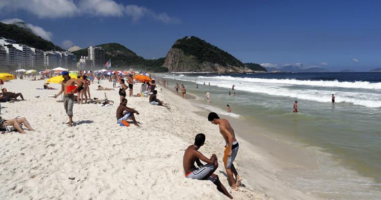 I Rio de Janeiro kan du kombinere kulturel storbyferie med afslappede dage på stranden. 