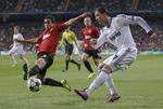 Tilbage. Ronaldo (t.h.) nåede i sine seks år i United at score 118 gange i 292 kampe, inden han i 2009 med skiftet til Madrid blve verdens dyreste fodboldspiller: Ronaldo kostede Real ca. 715 millioner kroner. 