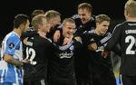 Scoringer. I går kunne FCK'erne juble tre gange, da FCK blev slået 3-2. I dag er der et millionoverskud at skrive hjem om. 