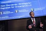 Lønfest. Danske Banks ordførende direktør Eivind Kolding og hans kolleger i de europæiske banker får lagt loft over bonusserne. 