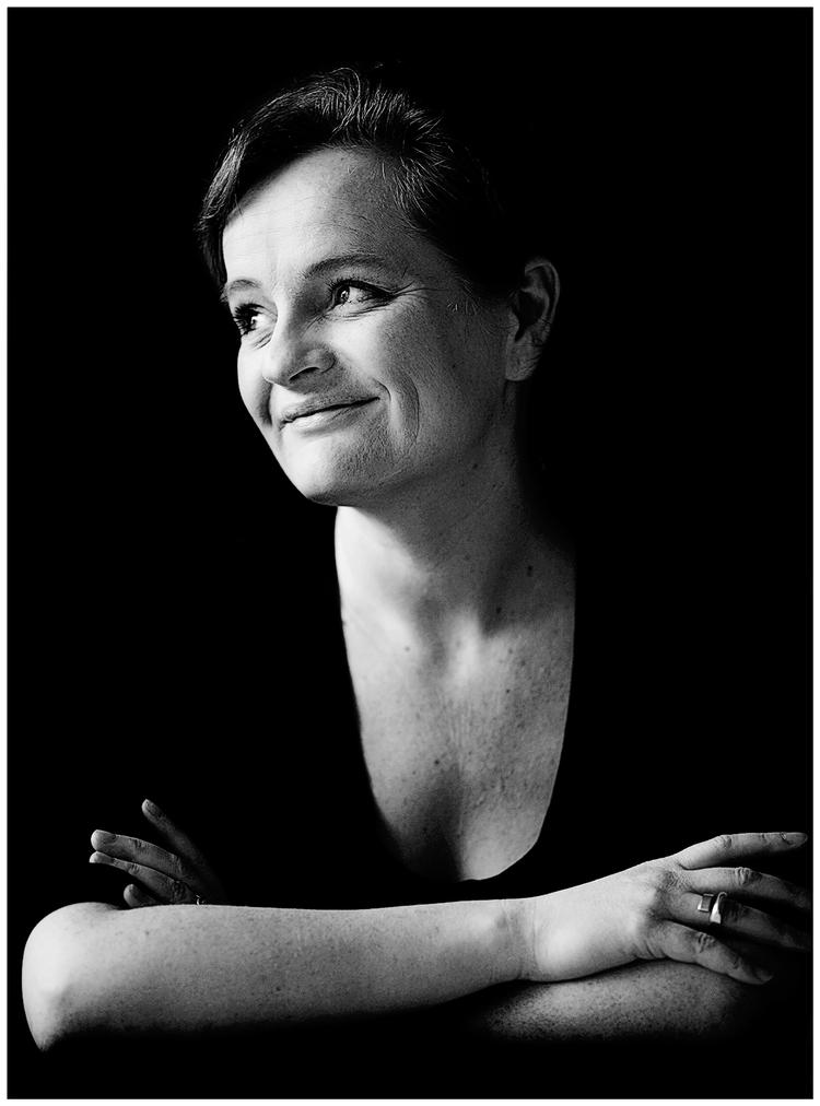 Travl. Dorthe Nors debuterede med romanen 'Soul' og har siden skrevet både noveller og romaner. Lige nu er hendes novellesamling 'Kantslag' på vej i USA. 