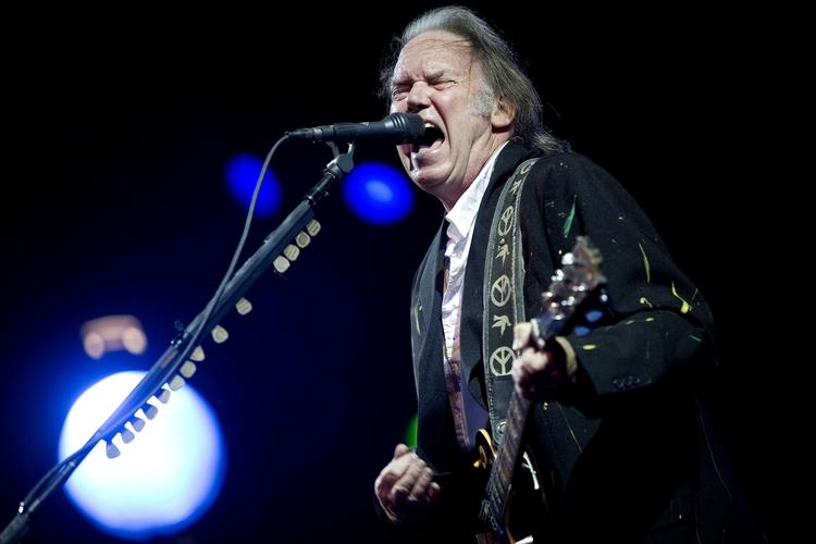 legenden Neil Young sidst han spillede på Orange scene på Roskilde festivalen. 