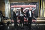 Trods SBS Medias utilfredshed har DR ingen planer om at flytte X Factor-finalen, der skal holdes i Jyske Bank Boxen. Der er allerede solgt mange billetter til showet, siden billetsalget startede for en måned siden. 