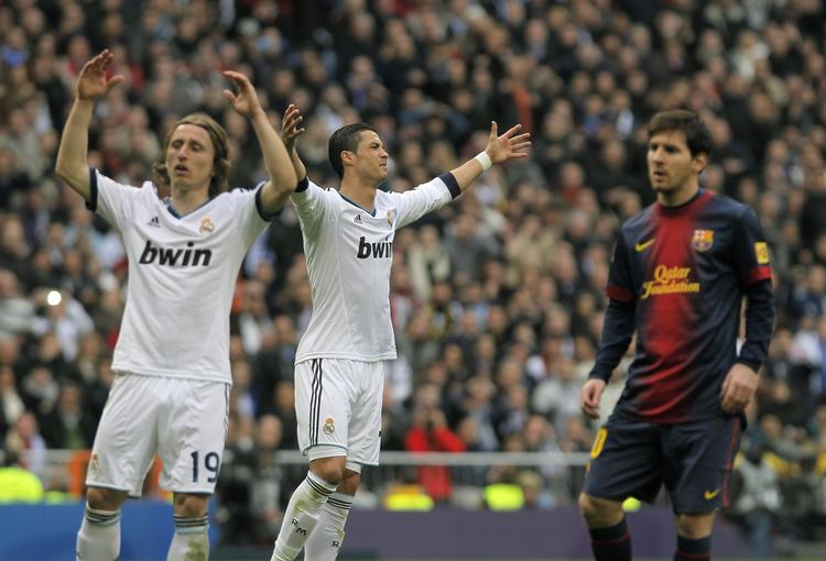 Optimist. To gange har Barcelona tabt til Real Madrid i den seneste tid, men Lionel Messi tror på oprejsning i Champions League. 