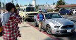 Attraktion. Det er noget helt andet at cruise rundt i USA i en klassisk Ford Mustang end i en ligegyldig hverdags-model. 
