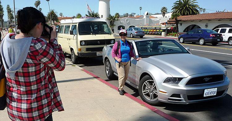 Attraktion. Det er noget helt andet at cruise rundt i USA i en klassisk Ford Mustang end i en ligegyldig hverdags-model. 