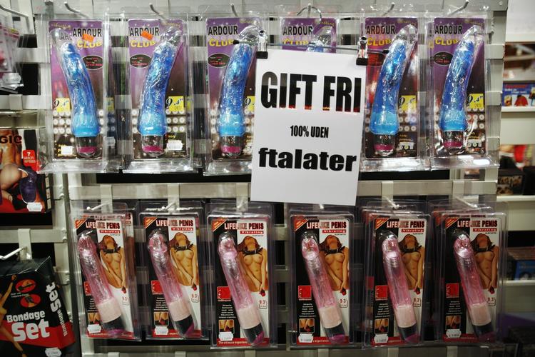 Sexlegetøj. Det er de hormonforstyrrende væsker, ftalater, der er skyld i, at producenter og forhandlere nu går sammen om at indføre det nye certifikat. 