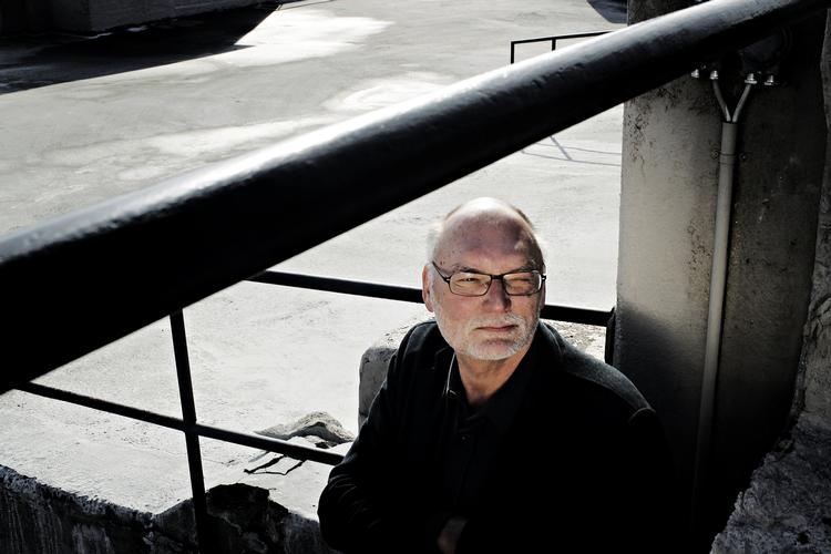 Systemkritiker. Skurken i Davidsens nyeste roman er selve det system, han har fulgt i romaner i nu 25 år. 