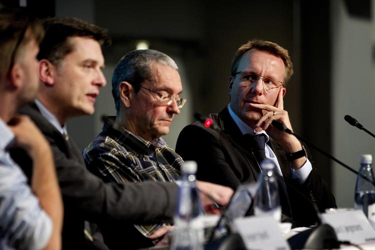 Debat. Forskningschef Oluf Jørgensen (nummer to fra højre) har tidligere diskuteret den nye lov om offentlighedens adgang til aktindsigt med blandt andre jornalist Jesper Tynell, Jan E. Jørgensen (V), og justitsminister Morten Bødskov (S). 