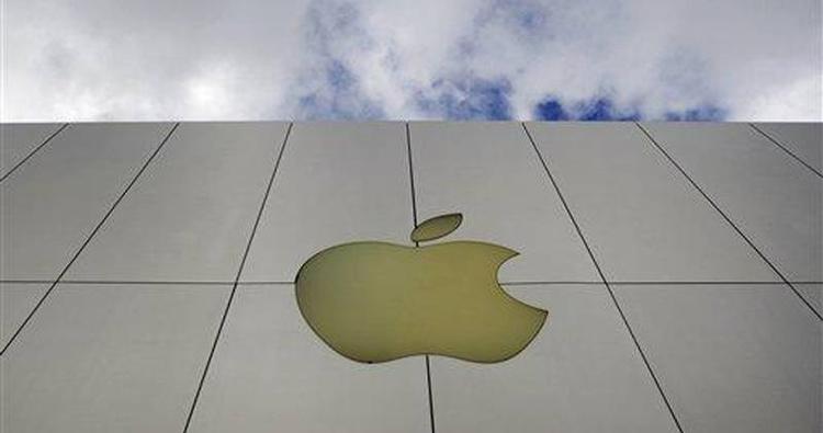 NEDTUR. Denne uge har ikke været god for Apple, der har fået den ene dårlige nyhed efter den anden samt massiv kritik fra bloggere og medier. 