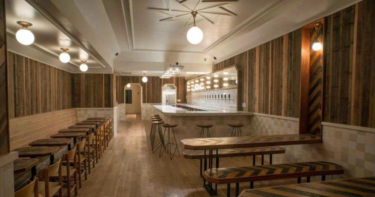 Tørst. Sådan ser en dansk ølbar ud, når den glammer i New York. 