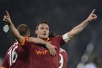 Kassemester. Ud over de 225 mål i ligaen så har 36-årige Totti været på pletten yderligere 55 gange i pokalkampe og de europæiske turneringer. 