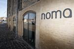 GOURMET. Noma åbnede i 2003. Allerede i 2005 fik restauranten sin første michelinstjerne, og i 2010 blev restauranten første gang kåret til verdens bedste. 