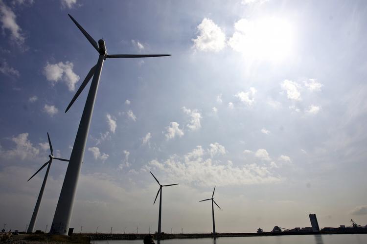 Kritik. Der stilles nu spørgsmålstegn ved den danske energi- og klimapolitik. 