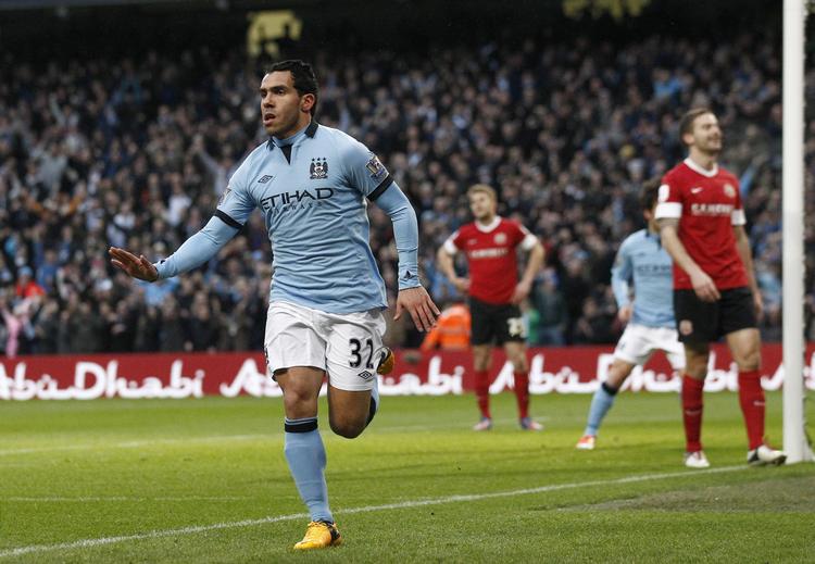 3xTévez. Manchester Citys Carlos Tévez scorede i det 11., 31. og 50. minut. 