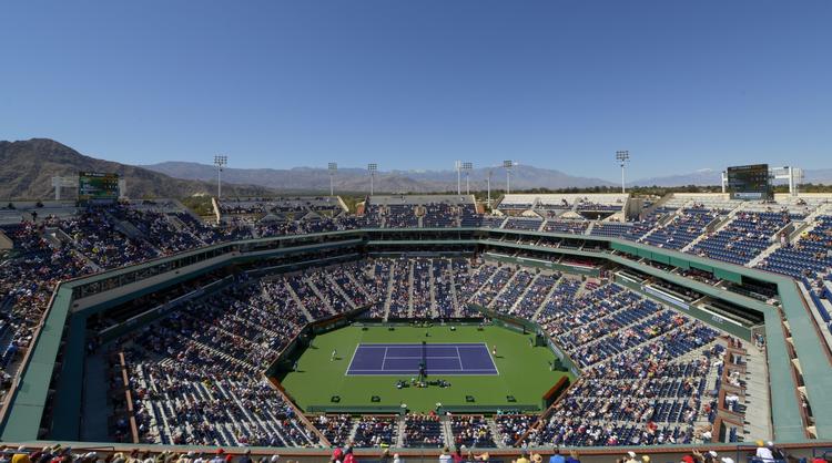 Sitrende. Tennisanlægget i Indian Wells står endnu, selv om der var et jordskælv i nærheden. 