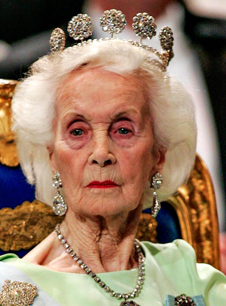 royal. Prinsessen, der også havde titel af hertuginde af Halland, var kong Carl XVI Gustafs tante og et højt respekteret og populært medlem af den svenske kongefamilie. 