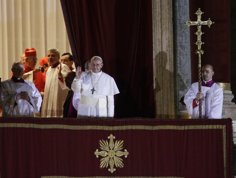 Pave. Jorge Mario Bergoglio er nyt overhoved for verdens 1,2 milliarder katolikker. 