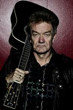 Tradition. Lars Lilholt tog tidligt folkemusikken til sig. 