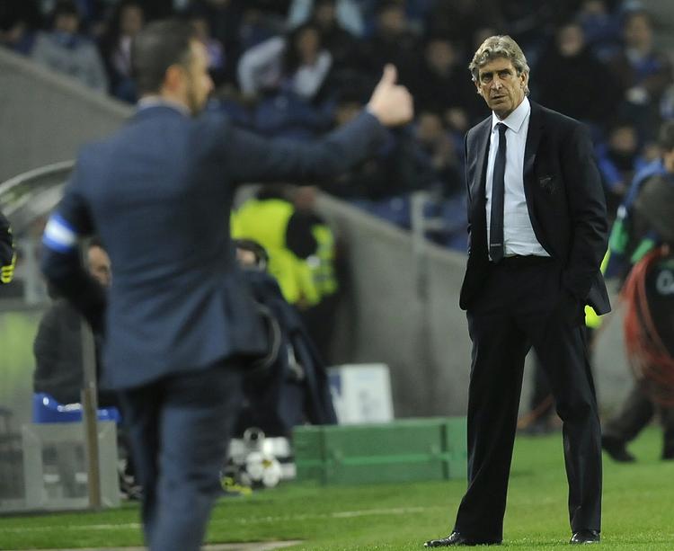 Kvartfinalist. Manuel Pellegrini (t.h.) har tidligere også arbejdet i Real Madrid, med hvem han tabte i CL 1/8-finalen til Lyon i 2010. 