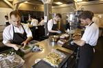 Noma. Den mest hypede restaurant i landet, måtte igen kigge langt efter den tredje Michelin-stjerne, som alle madanmeldere mener, restauranten fortjener. 