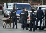 Politiet sender nu signalement ud på to mænd, som kan have noget at gøre med drabsforsøget på Lars Hedegaard. 