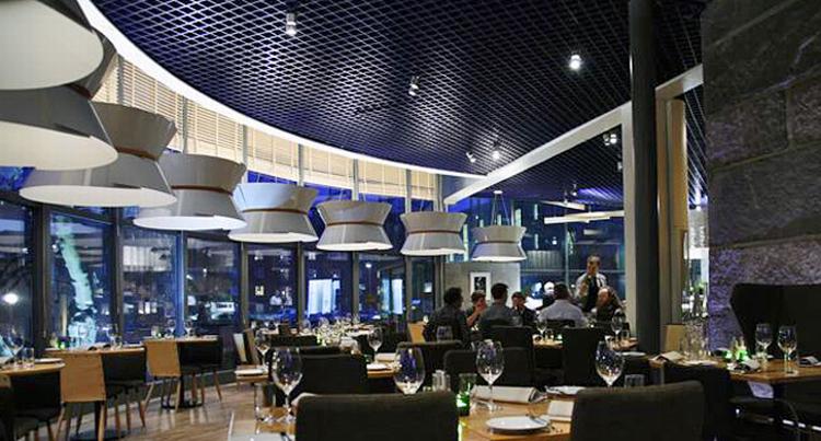 Michelin. Restaurant Fond i Göteborg har siden 2001 haft en Michelin-stjerne. 