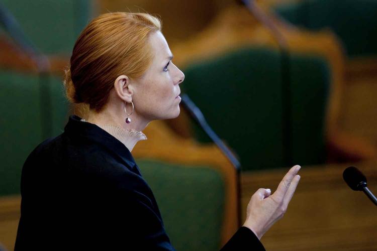 fasthed. Inger Støjberg er udstyret med stærke meninger. Og hun stikker dem ikke under stolen. 