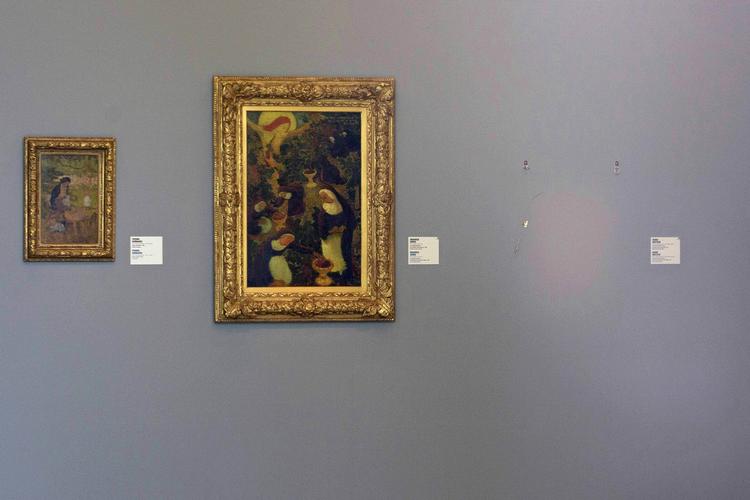 Kup. Her hang Matisses 'La Liseuse en Blanc et Jaune' på Galleri 'Kunsthal' i Rotterdam. Tyvene brød ind natten til den 16. oktober og brugte kun få minutter på at udvælge syv kostbare værker. Flere af dem havde ikke tidligere været vist for offentligheden. 