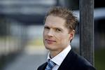 Uddannelse. Lars H. Dreiøe  tog sin mba som et intensivt forløb hos Scandinavian International  Management Institute 