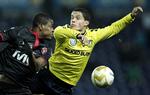 Duel. Midtjyllands Izunna Arnest Uzochukwu og Brøndbys Patrick Da Silva. 