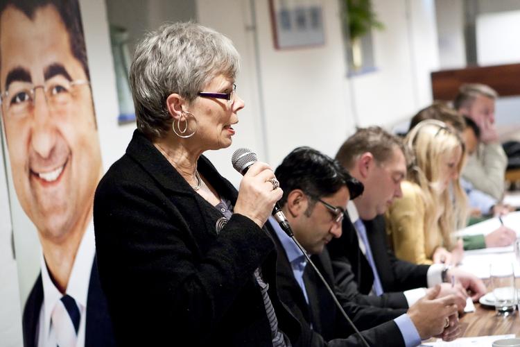 Tilbegevenden. »Jeg elsker mit job, og jeg har stadig nogle politiske ambitioner, selv om min valgperiode snart løber ud. Jeg har nogle slag, der skal slås og nogle kampe, der skal vindes«, siger Dorthe Laustsen. 