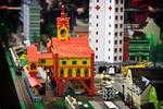 Lego-fabrik. Baseret på de nuværende forventninger til den fremtidige vækst, vil fabrikken være i stand til at producere omkring 70-80 procent af alle Legos produkter, der sælges i Asien i 2017. 