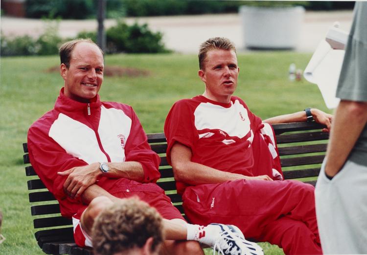 doping-tilståelse. Rolf Sørensen (th) cyklede også på et tidspunkt for Bjarne Riis' (tv) mandskab, men den angrende rytter har ikke oplyst noget præcist om, hvilke perioder, han brugte doping. 