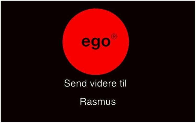 Ego. Grafikken er yderst skrabet, men underholdningen er god i iOs-udgaven af EGO. 