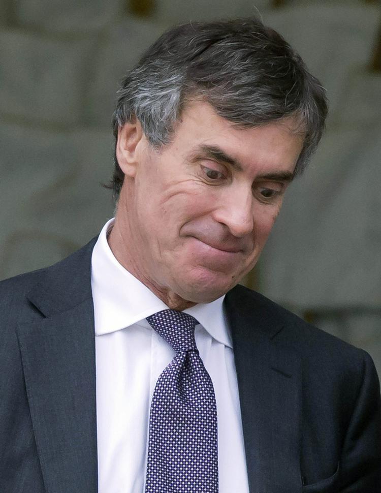 Den franske budgetminister Jerome Cahuzac trækker sig fra posten. 