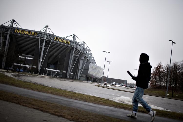 solgt? Brøndby Stadion kan være på vej på 'fremmede' hænder, hvis vognmanden fra Farum, Michael Henriksen, overtager stadion. 