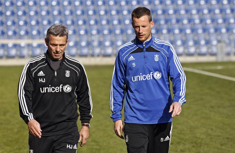 skifte. Jan Frederiksen (th), da spilleren optrådte for Brøndby. 