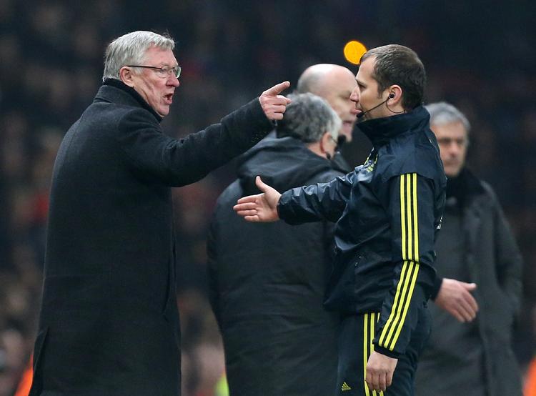 Temperament. Alex Ferguson (t.v.) må til lommerne. 